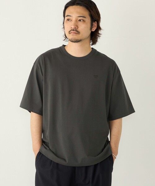 SHIPS Colors（シップス カラーズ）の「【WEB限定】SHIPS Colors:〈汗染み防止〉タイニーロゴ Tシャツ（Tシャツ/カットソー・メンズ・ダークグレー/イエロー系その他2/オフホワイト/グレー/ライトグリーン・LARGE/MEDIUM）」の3枚目の写真