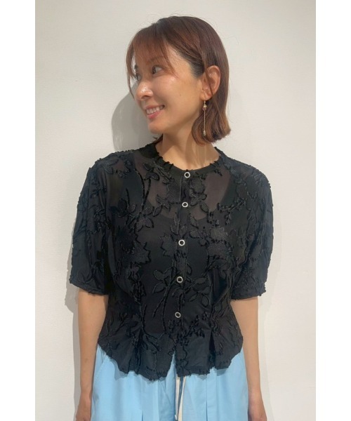 Muel Chic（ミュエルシック）の「Grow cardigan / グロウカーディガン（カーディガン/ボレロ・レディース・ブラック/オフホワイト/マルーン/シアン・FREE）」の5枚目の写真