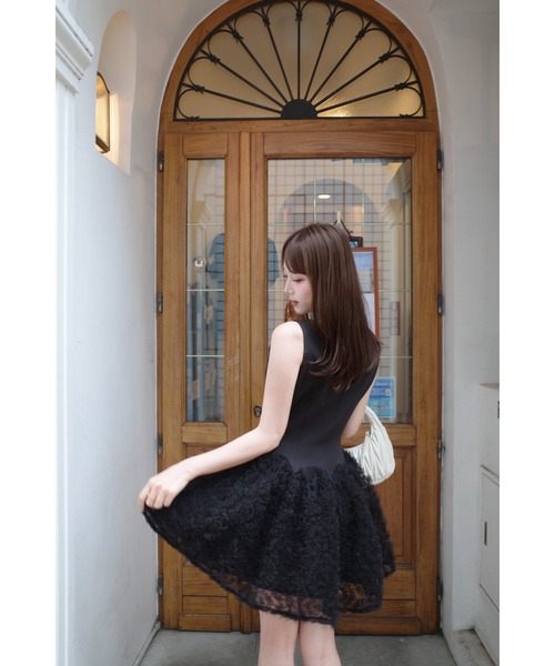 MISTREASS（ミストレアス）の「Floral Tulle Docking Mini Dress（ワンピース・レディース・ブラック/ホワイト・FREE）」の18枚目の写真