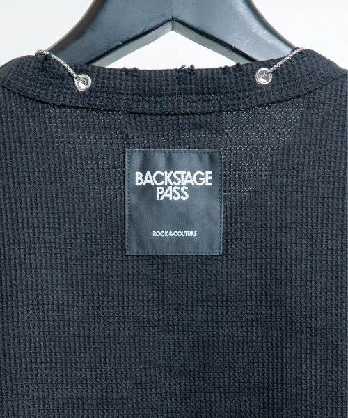 BACKSTAGE PASS(バックステージパス)の「CURSED CHURCH(カースト チャーチ)クロスネックレス付き ダメージワッフル 短丈スカルT(Tシャツ/カットソー・メンズ・ブラック/ホワイト・FREE)」の14枚目の写真