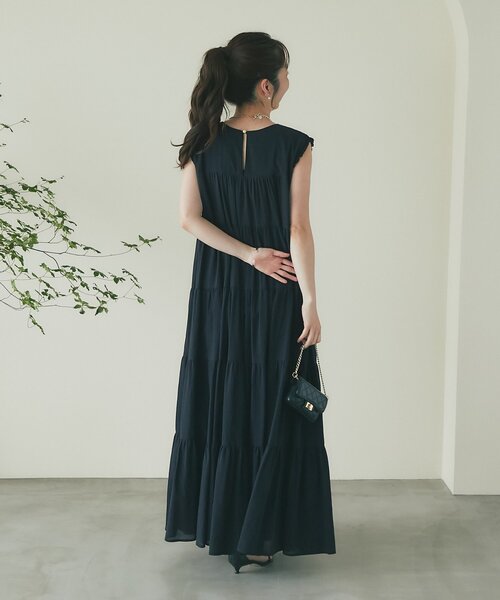 La boutique BonBon(ラブティックボンボン)の「【2サイズ展開】ティアードワンピース(ワンピース・レディース・サックスブルー/バイオレット/チャコールグレー/ブラック・FREE/PM)」の8枚目の写真