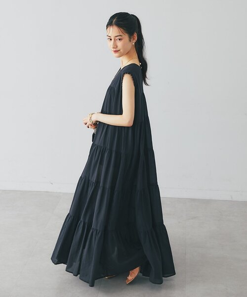 La boutique BonBon(ラブティックボンボン)の「【2サイズ展開】ティアードワンピース(ワンピース・レディース・サックスブルー/バイオレット/チャコールグレー/ブラック・FREE/PM)」の14枚目の写真