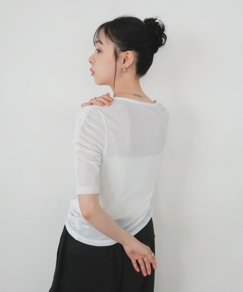 LIAN(リアン)の「シアーベロアシャーリングトップス(Tシャツ/カットソー・レディース・ブラック/ブラウン/オフホワイト/グレー・FREE)」の8枚目の写真