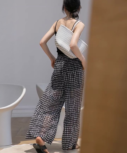 by LEGNA（バイレグナ）の「シアードットリラックスワイドパンツ（その他パンツ・レディース・ブラック・LARGE/SMALL/MEDIUM/X-LARGE）」の5枚目の写真