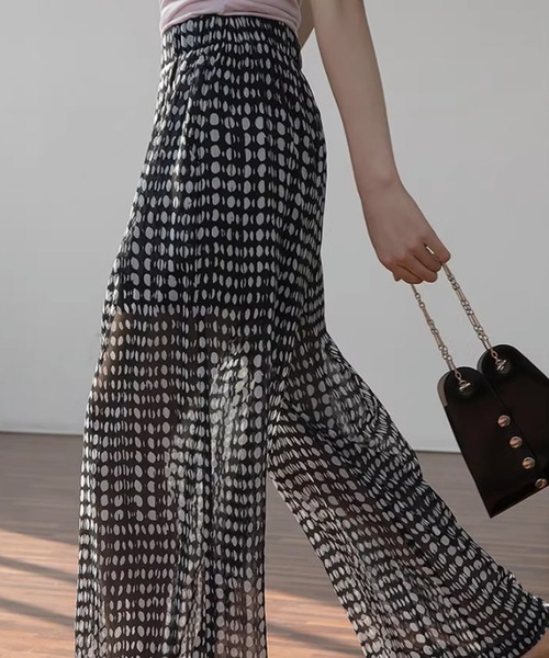 by LEGNA（バイレグナ）の「シアードットリラックスワイドパンツ（その他パンツ・レディース・ブラック・LARGE/SMALL/MEDIUM/X-LARGE）」の7枚目の写真