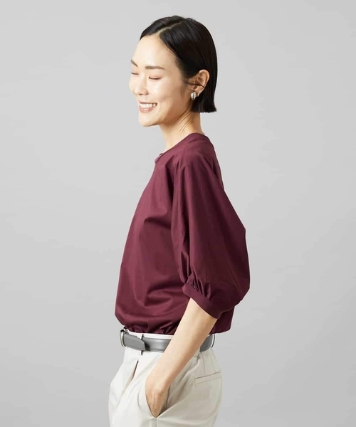 MICHEL KLEIN(ミッシェル・クラン)の「袖ギャザープルオーバー(Tシャツ/カットソー・レディース・ホワイト/ボルドー/ネイビー・38)」の8枚目の写真