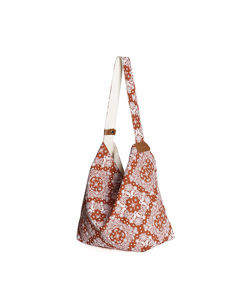 SOCHARMING(ソーチャーミング)の「Paisley Adjust Shoulder Bag - 5 colors(エコバッグ/サブバッグ・レディース・カーキ/レッド/ネイビー/イエロー/オレンジ系その他・FREE)」の5枚目の写真