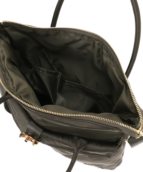 Spick & Span（スピックアンドスパン）の「《別注 / 追加》OUTDOOR PRODUCTS HELMET BAG*（トートバッグ・レディース・カーキ/ブラック・FREE）」の7枚目の写真