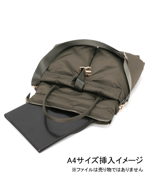 Spick & Span（スピックアンドスパン）の「《別注 / 追加》OUTDOOR PRODUCTS HELMET BAG*（トートバッグ・レディース・カーキ/ブラック・FREE）」の8枚目の写真