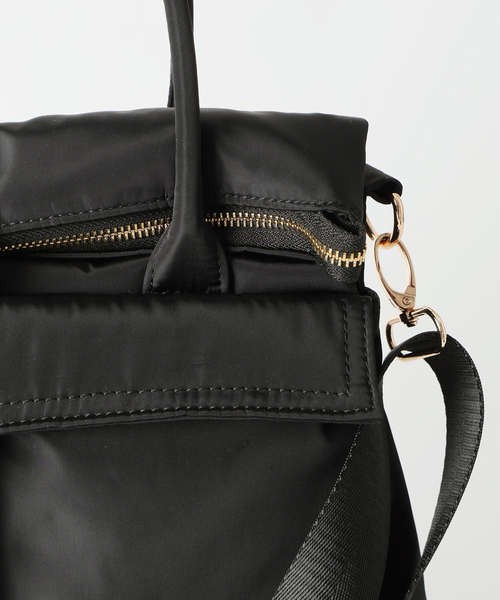 Spick & Span（スピックアンドスパン）の「《別注 / 追加》OUTDOOR PRODUCTS HELMET BAG*（トートバッグ・レディース・カーキ/ブラック・FREE）」の3枚目の写真