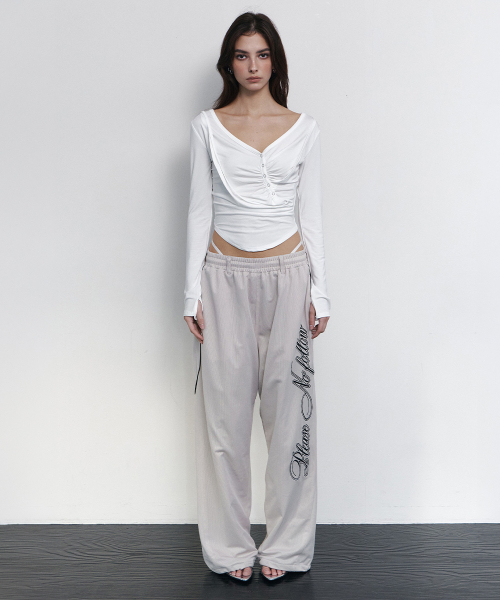 PLEASENOFOLLOW(プリーズノーフォロー)の「Dolly Reversible Pants (Beige)(スウェットパンツ・レディース・その他・FREE)」の2枚目の写真