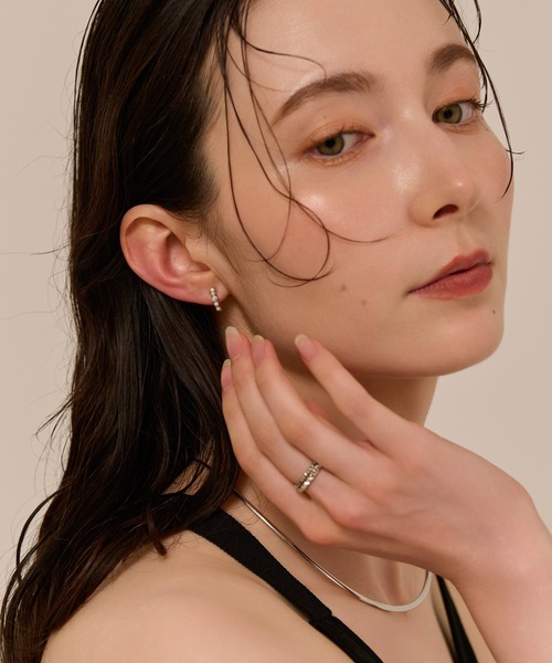 Phoebe(フィービィー)の「【金属アレルギー対応】パールラインスナップイヤリング/ニッケルフリー 小ぶりフープ 結婚式二次会 お呼ばれ ピアス見え(イヤリング・レディース・イエローゴールド/シルバー/シャンパン・FREE)」の16枚目の写真
