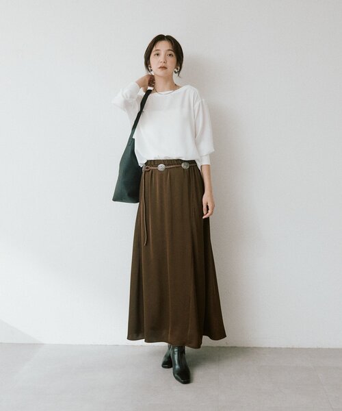 RIVE DROITE(リヴドロワ)の「【6.5cmヒール】ヒールショートブーツ(ブーツ・レディース・ライトベージュ/ブラック・LARGE/SMALL/MEDIUM)」の16枚目の写真
