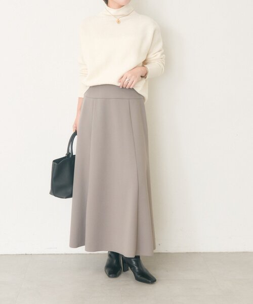 RIVE DROITE(リヴドロワ)の「【6.5cmヒール】ヒールショートブーツ(ブーツ・レディース・ライトベージュ/ブラック・LARGE/SMALL/MEDIUM)」の13枚目の写真