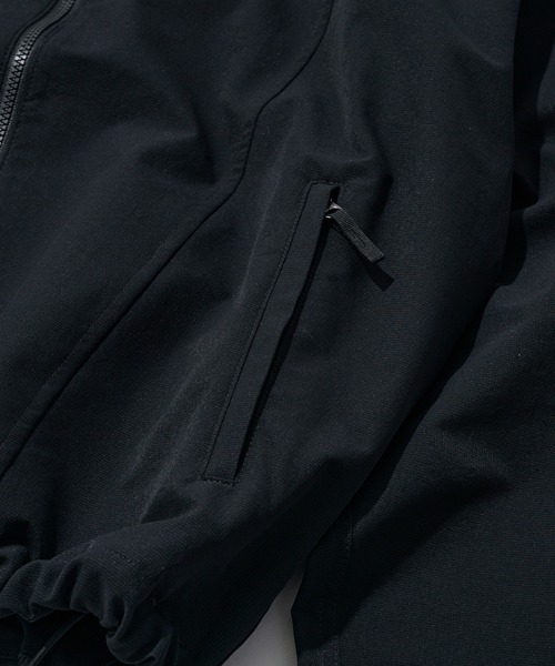THE NORTH FACE(ザノースフェイス)の「【THE NORTH FACE】TNF BE FREE JACKET(マウンテンパーカー・レディース・ブラック・M/L/XL)」の16枚目の写真