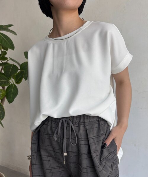 Jena espace merveilleux(ジェナ エスパスメルヴェイユ)の「ジョーゼットカットソー(Tシャツ/カットソー・レディース・ブラック/アイボリー/ブラウン・FREE)」の2枚目の写真