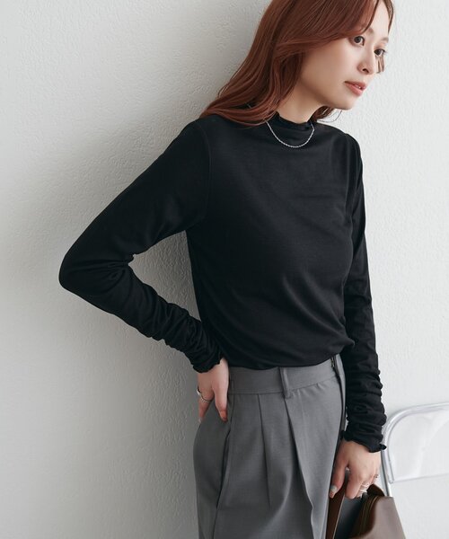 DISCOAT(ディスコート)の「【WEB限定】袖口シャーリングシアーメロートップス(Tシャツ/カットソー・レディース・グリーン系/アイボリー/ブラック/ブラウン・FREE)」の16枚目の写真