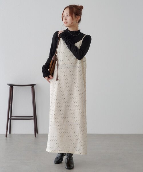 DISCOAT(ディスコート)の「【WEB限定】袖口シャーリングシアーメロートップス(Tシャツ/カットソー・レディース・グリーン系/アイボリー/ブラック/ブラウン・FREE)」の9枚目の写真
