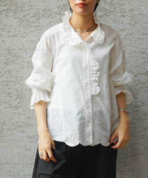 JOURNAL STANDARD LUXE(ジャーナルスタンダード ラックス)の「カットワークレース フリルブラウス(シャツ/ブラウス・レディース・ホワイト/ブラック・FREE)」の7枚目の写真