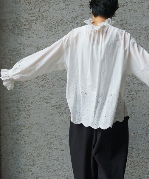 JOURNAL STANDARD LUXE(ジャーナルスタンダード ラックス)の「カットワークレース フリルブラウス(シャツ/ブラウス・レディース・ホワイト/ブラック・FREE)」の8枚目の写真