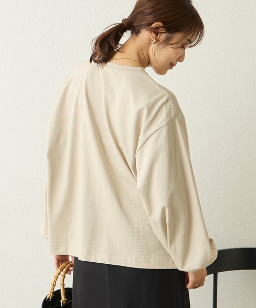 Aunely(オーネリー)の「【Aunely】シルケット袖ボリュームプルオーバー<YOSOOIシリーズ>(Tシャツ/カットソー・レディース・ネイビー/オフホワイト/ダークグレー/ブラック/グレイッシュベージュ・M/L)」の7枚目の写真