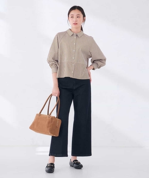 a.v.v(アーヴェヴェ)の「バックタック切替ブラウス(シャツ/ブラウス・レディース・ダークインディゴブルー/ブラウン・40/38)」の17枚目の写真