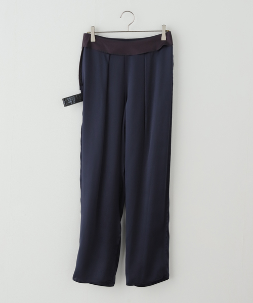 VERMEIL par iena(ヴェルメイユパーイエナ)の「シルクパンツ(スラックス・レディース・ネイビー/ラベンダー・38/36)」の17枚目の写真