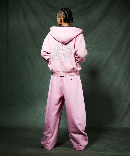 SUPPLIER(サプライヤー)の「ジップフーディ|Spray Cross Rhinestone Zip Hoodie|SUPPLIER(パーカー・メンズ・ブラック/ベージュ/ピンク・MEDIUM/LARGE/X-LARGE/SMALL)」の8枚目の写真