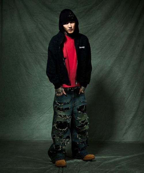SUPPLIER(サプライヤー)の「ジップフーディ|Spray Cross Rhinestone Zip Hoodie|SUPPLIER(パーカー・メンズ・ブラック/ベージュ/ピンク・MEDIUM/LARGE/X-LARGE/SMALL)」の6枚目の写真