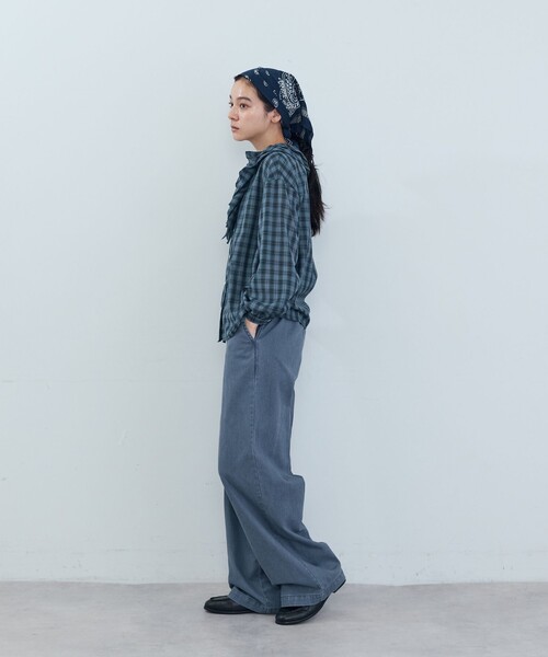 ADIEU TRISTESSE（アデュートリステス）の「ツイルストレートパンツ（スラックス・レディース・ブラウン/ブルー・38）」の3枚目の写真
