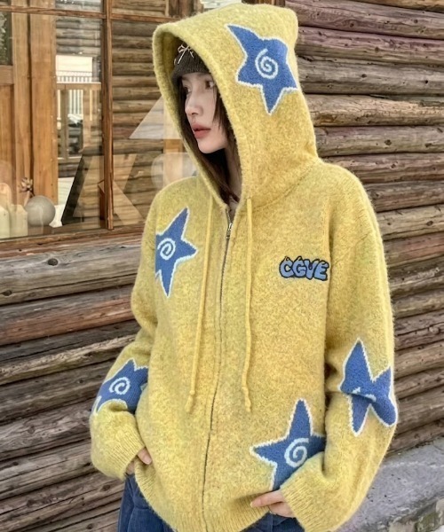 SHERU（シェル）の「スターモチーフ起毛ニットジップパーカー（ニット/セーター・レディース・グレー/ダークグレー/イエロー・M）」の3枚目の写真