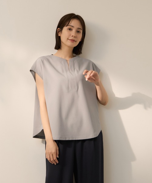 ketty(ケティ)の「【超快適機能】スキッパーブラウス(Tシャツ/カットソー・レディース・ライトグレー/オフホワイト・M)」の8枚目の写真