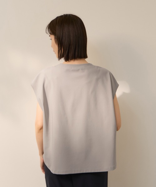 ketty(ケティ)の「【超快適機能】スキッパーブラウス(Tシャツ/カットソー・レディース・ライトグレー/オフホワイト・M)」の4枚目の写真