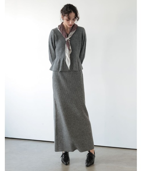 Re:EDIT（リエディ）の「[2026AW PRE ORDER]アルパカタッチVネックリブニットぺプラムカーディガン（ニット/セーター・レディース・ブラウン/グレー/アイボリー/ブラック・LARGE/MEDIUM）」の10枚目の写真