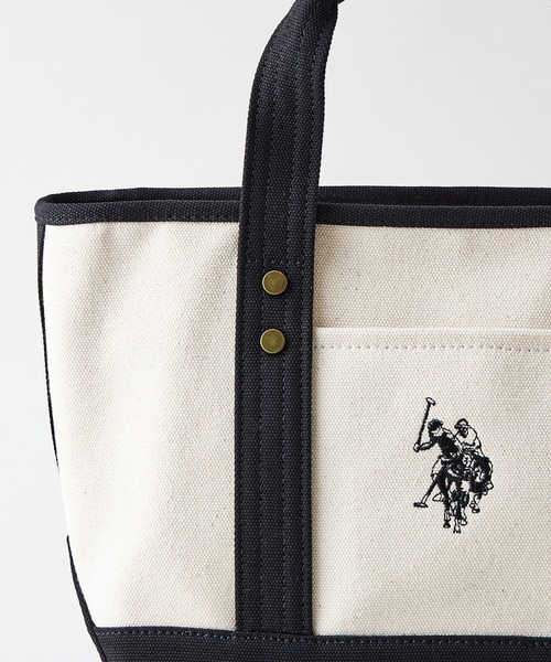 U.S. POLO ASSN.(ユーエスポロアッスン)の「【U.S. POLO ASSN./ユーエスポロアッスン】【不動の人気を誇るキャンバストートバッグ】リバイバルトート Sサイズ 綿100% ミニトート キャンバス ロゴトートバッグ 天ファスナー 内ポケット USPA-1862(トートバッグ・レディース・ブラウン/ホワイト/オフホワイト/ダークブルー/クリアブルー/グリーン/ブルー・FREE)」の14枚目の写真