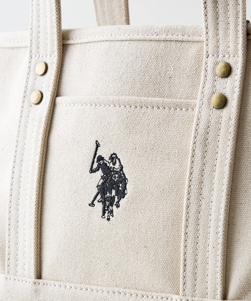 U.S. POLO ASSN.(ユーエスポロアッスン)の「【U.S. POLO ASSN./ユーエスポロアッスン】【不動の人気を誇るキャンバストートバッグ】リバイバルトート Sサイズ 綿100% ミニトート キャンバス ロゴトートバッグ 天ファスナー 内ポケット USPA-1862(トートバッグ・レディース・ブラウン/ホワイト/オフホワイト/ダークブルー/クリアブルー/グリーン/ブルー・FREE)」の18枚目の写真