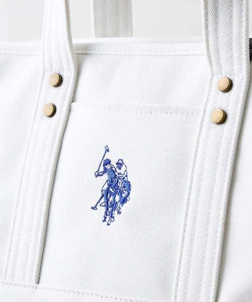 U.S. POLO ASSN.(ユーエスポロアッスン)の「【U.S. POLO ASSN./ユーエスポロアッスン】【不動の人気を誇るキャンバストートバッグ】リバイバルトート Sサイズ 綿100% ミニトート キャンバス ロゴトートバッグ 天ファスナー 内ポケット USPA-1862(トートバッグ・レディース・ブラウン/ホワイト/オフホワイト/ダークブルー/クリアブルー/グリーン/ブルー・FREE)」の16枚目の写真