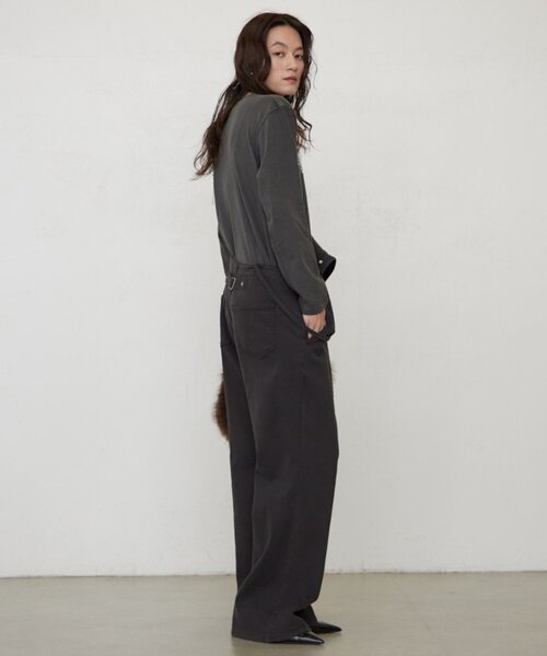 LOUNGEDRESS（ラウンジドレス）の「《ZOZO限定/名品》デニムオールインワン 秋服（つなぎ/オールインワン・レディース・ブルー/ブラック・36/38）」の8枚目の写真