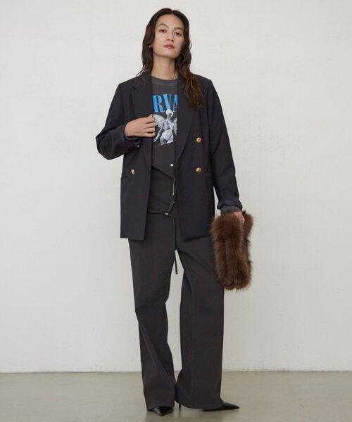 LOUNGEDRESS（ラウンジドレス）の「《ZOZO限定/名品》デニムオールインワン 秋服（つなぎ/オールインワン・レディース・ブルー/ブラック・36/38）」の10枚目の写真
