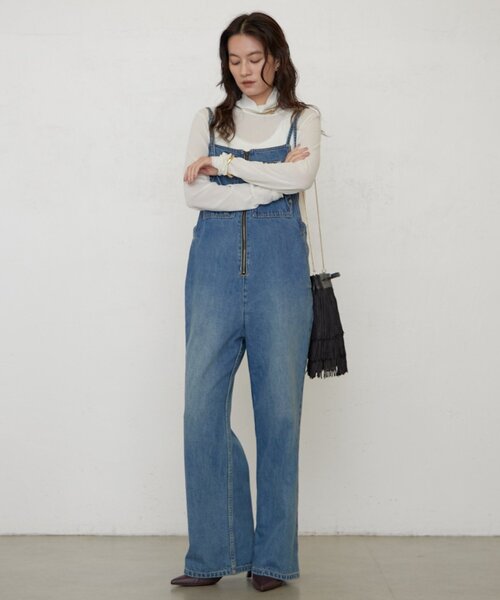 LOUNGEDRESS（ラウンジドレス）の「《ZOZO限定/名品》デニムオールインワン 秋服（つなぎ/オールインワン・レディース・ブルー/ブラック・36/38）」の13枚目の写真