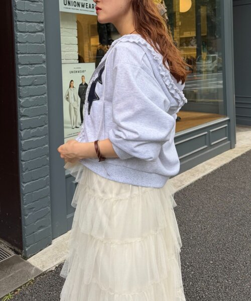 w closet（ダブルクローゼット）の「【ショート丈・フリル】星柄パッチワークパーカー（パーカー・レディース・アイボリー/グリーン/ブルー/ネイビー・FREE）」の7枚目の写真
