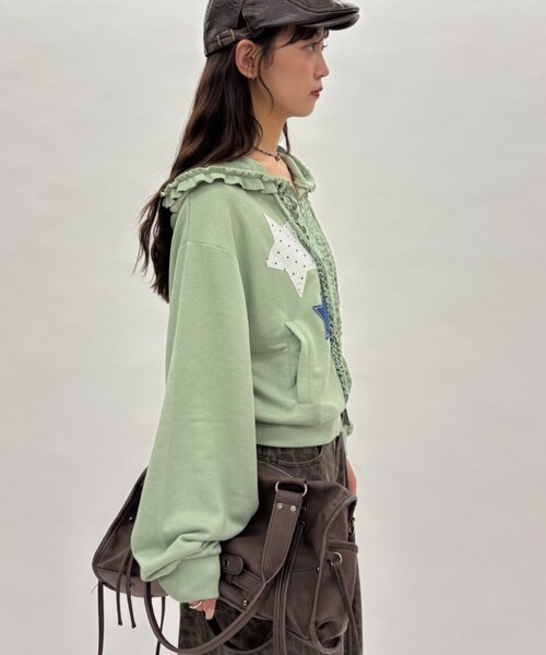 w closet（ダブルクローゼット）の「【ショート丈・フリル】星柄パッチワークパーカー（パーカー・レディース・アイボリー/グリーン/ブルー/ネイビー・FREE）」の13枚目の写真