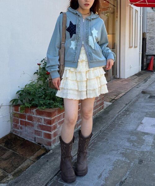 w closet（ダブルクローゼット）の「【ショート丈・フリル】星柄パッチワークパーカー（パーカー・レディース・アイボリー/グリーン/ブルー/ネイビー・FREE）」の21枚目の写真