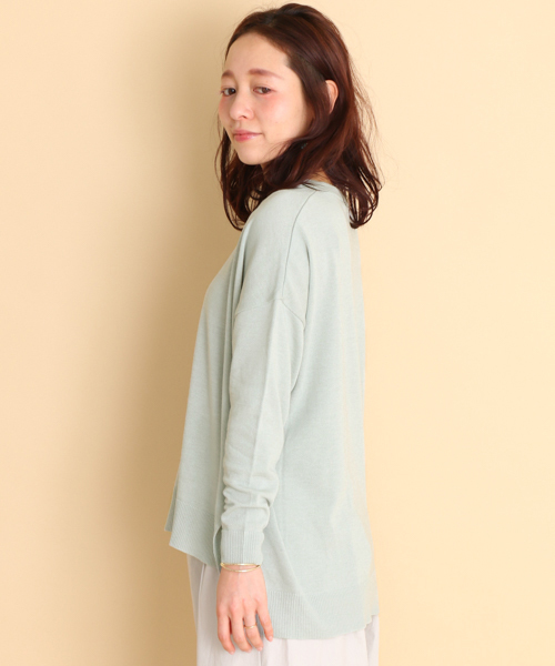 URBAN RESEARCH Sonny Label（アーバンリサーチサニーレーベル）の「Sonny Label 綿混Vネックオーバーニット（ニット/セーター・レディース・オフホワイト/ブルー系その他/ミント/ピンク・FREE）」の9枚目の写真