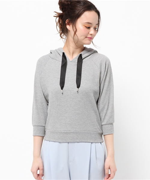 E hyphen world gallery（イーハイフンワールドギャラリー）の「5S サｰマルクロップパｰカｰ（パーカー・レディース・ブラック/オフホワイト/グレー・FREE）」の4枚目の写真