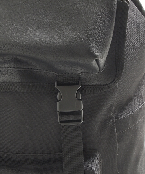 WEGO(ウィゴー)の「WEGO/フェイクレザーコンビフラップリュック(バックパック/リュック・メンズ・ホワイト/ブラック/サックスブルー・FREE)」の16枚目の写真