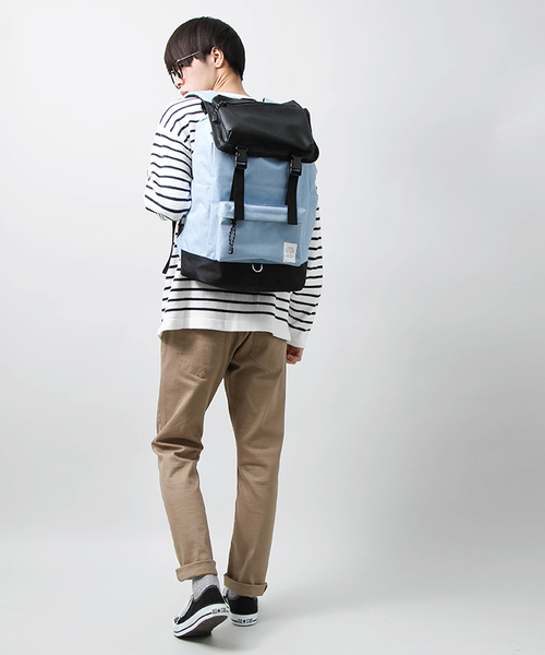 WEGO(ウィゴー)の「WEGO/フェイクレザーコンビフラップリュック(バックパック/リュック・メンズ・ホワイト/ブラック/サックスブルー・FREE)」の6枚目の写真