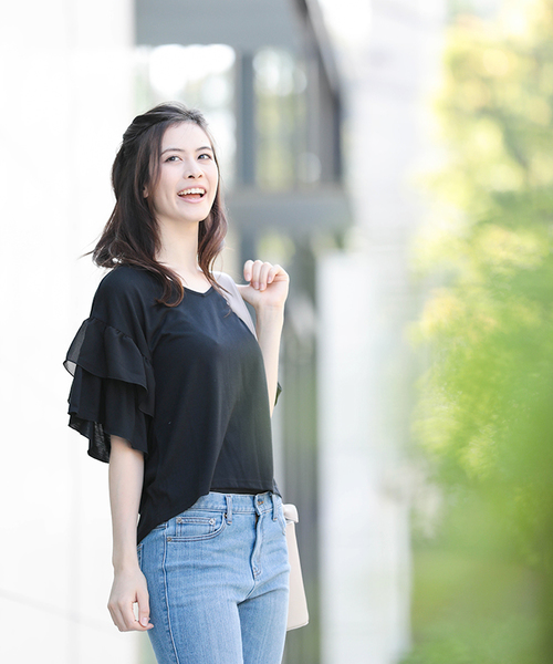 WEGO（ウィゴー）の「WEGO/【WEB限定】フリル袖カットソー（Tシャツ/カットソー・レディース・ブラック/ホワイト/ネイビー・FREE）」の12枚目の写真