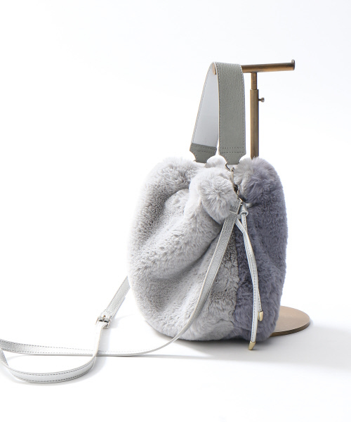 interstaple（インターステイプル）の「【WEB別注】ファー巾着（ショルダーバッグ・レディース・ワインレッド/グレー/ネイビー・FREE）」の6枚目の写真