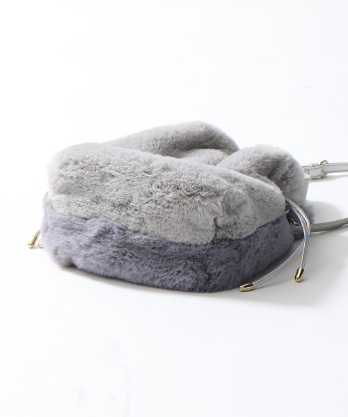 interstaple（インターステイプル）の「【WEB別注】ファー巾着（ショルダーバッグ・レディース・ワインレッド/グレー/ネイビー・FREE）」の7枚目の写真